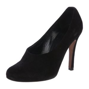 Chloe round toe suede pumps
